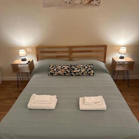 Maison In Centro Салерно Екстериор снимка
