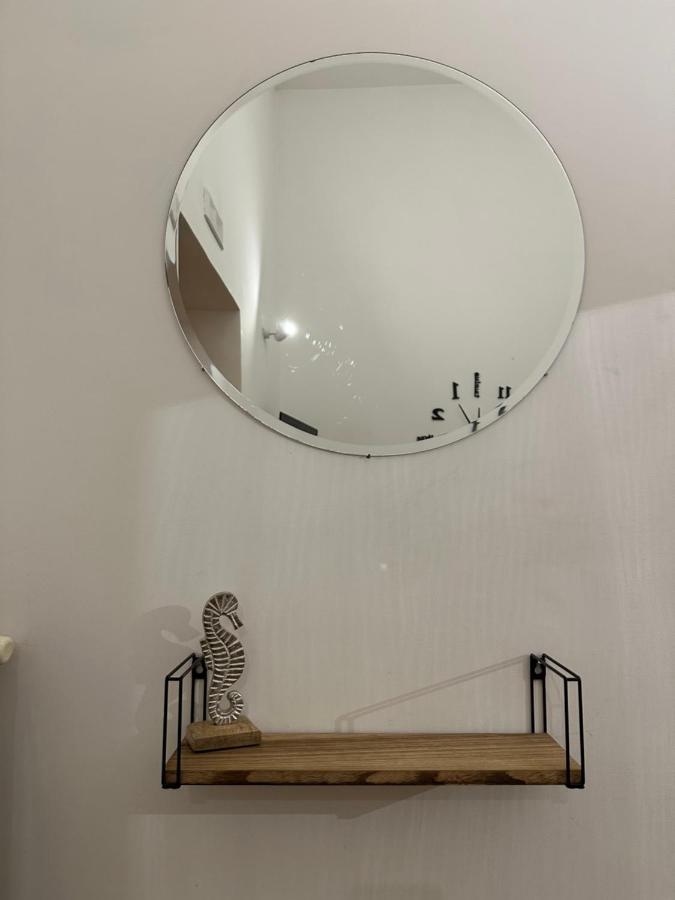 Maison In Centro Салерно Екстериор снимка